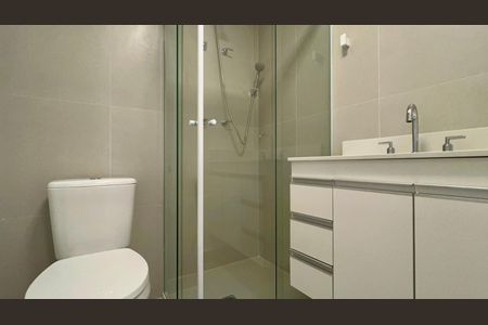 Banheiro de kitnet/studio para alugar com 1 quarto, 26m² em Pinheiros, São Paulo