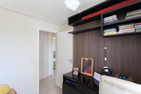 Apartamento à venda com 75m², 3 quartos e 1 vagaQuarto 2