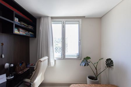 Apartamento à venda com 75m², 3 quartos e 1 vagaQuarto 2