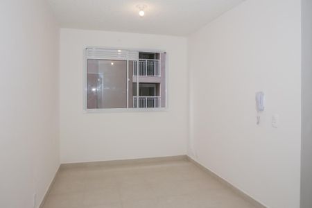 Sala de apartamento para alugar com 1 quarto, 33m² em Parque Industrial Tomas Edson, São Paulo