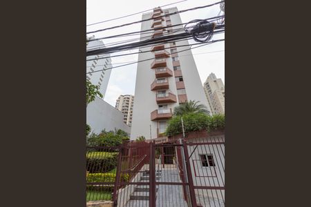 Apartamento à venda com 270m², 4 quartos e 3 vagasFachada