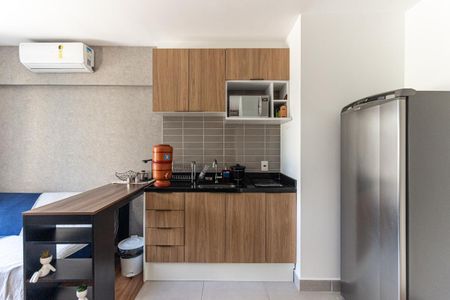 Studio à venda com 28m², 1 quarto e sem vaga Studio à venda com 28m², 1 quarto e sem vagaCozinha