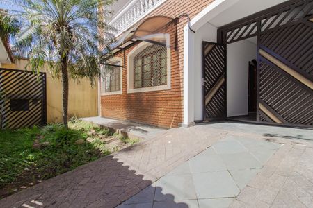Casa para alugar com 288m², 3 quartos e 5 vagasHall de entrada