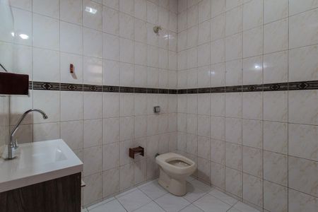 Casa para alugar com 288m², 3 quartos e 5 vagasBanheiro da Suíte 1