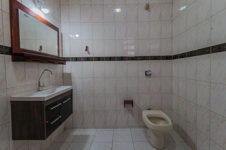 Casa para alugar com 288m², 3 quartos e 5 vagasBanheiro da Suíte 1