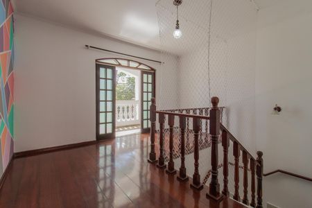 Casa para alugar com 288m², 3 quartos e 5 vagasHall