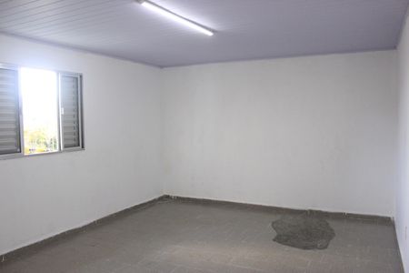 Quarto de casa para alugar com 1 quarto, 30m² em Jardim Rosana, Guarulhos