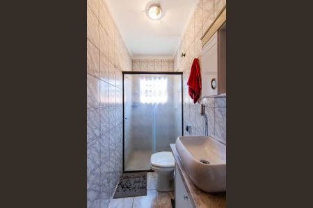 Casa à venda com 200m², 4 quartos e 4 vagas Casa à venda com 200m², 4 quartos e 4 vagasBanheiro da casa 3