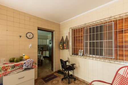 Casa à venda com 200m², 4 quartos e 4 vagas Casa à venda com 200m², 4 quartos e 4 vagasÁrea de Serviço