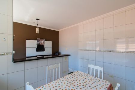 Casa à venda com 200m², 4 quartos e 4 vagas Casa à venda com 200m², 4 quartos e 4 vagasCozinha casa 3