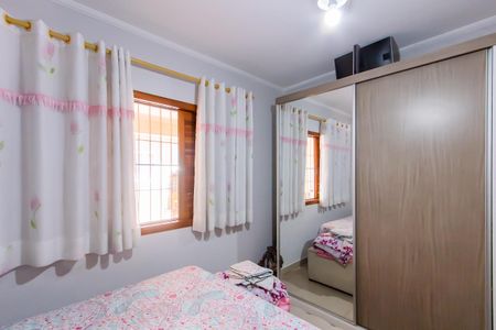 Casa à venda com 200m², 4 quartos e 4 vagas Casa à venda com 200m², 4 quartos e 4 vagasQuarto 1