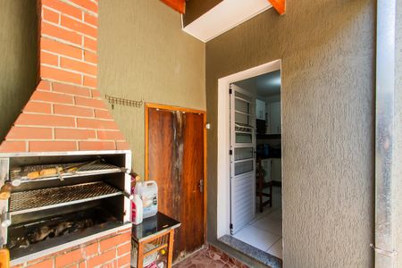 Casa à venda com 200m², 4 quartos e 4 vagas Casa à venda com 200m², 4 quartos e 4 vagasChurrasqueira
