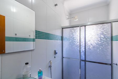 Casa à venda com 200m², 4 quartos e 4 vagas Casa à venda com 200m², 4 quartos e 4 vagasBanheiro da casa 2