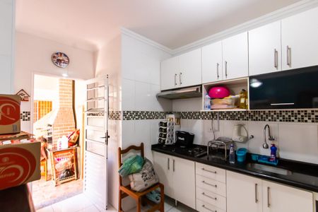 Casa à venda com 200m², 4 quartos e 4 vagas Casa à venda com 200m², 4 quartos e 4 vagasCozinha da casa 2