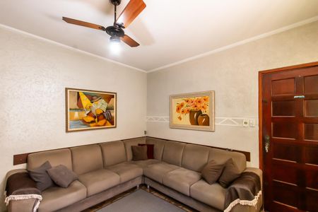 Casa à venda com 200m², 4 quartos e 4 vagas Casa à venda com 200m², 4 quartos e 4 vagasSala