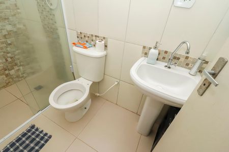 Casa de condomínio para alugar com 62m², 2 quartos e 1 vaga Casa de condomínio para alugar com 62m², 2 quartos e 1 vagaBanheiro Social