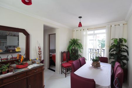Sala de apartamento à venda com 3 quartos, 70m² em São Tomaz, Belo Horizonte