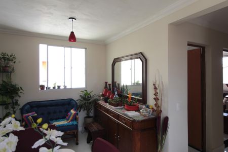 Sala de apartamento à venda com 3 quartos, 70m² em São Tomaz, Belo Horizonte