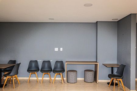 Apartamento à venda com 36m², 2 quartos e sem vagaÁrea comum - Salão de festas