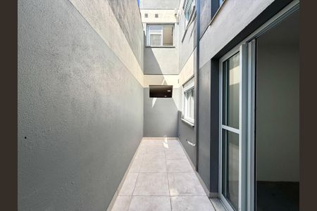 Apartamento à venda com 46m², 1 quarto e sem vaga Apartamento à venda com 46m², 1 quarto e sem vagaSacada