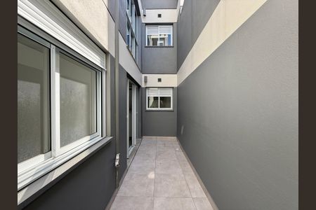 Apartamento à venda com 46m², 1 quarto e sem vaga Apartamento à venda com 46m², 1 quarto e sem vagaSacada