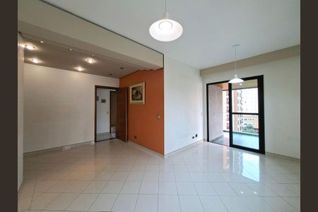 Sala de apartamento à venda com 2 quartos, 80m² em Moema, São Paulo