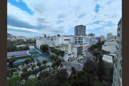 Apartamento à venda com 100m², 4 quartos e 1 vaga