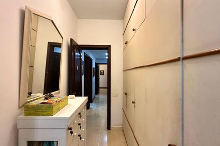 Apartamento à venda com 170m², 4 quartos e 4 vagasSuíte 01