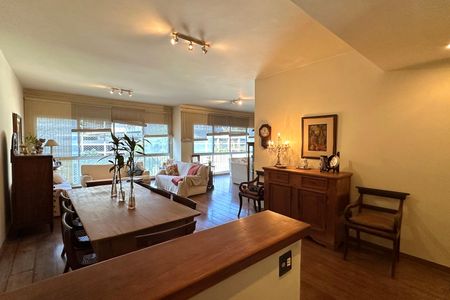 Apartamento à venda com 170m², 4 quartos e 4 vagasSala