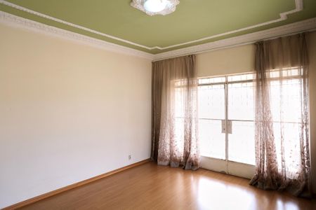 Sala de casa à venda com 5 quartos, 300m² em Renascença, Belo Horizonte
