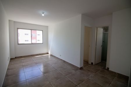 Sala / Sala de Jantar de apartamento para alugar com 1 quarto, 46m² em Campo Belo, São Paulo