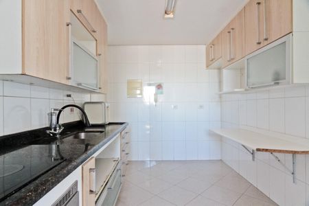 Apartamento para alugar com 100m², 3 quartos e 2 vagas Apartamento para alugar com 100m², 3 quartos e 2 vagasCozinha