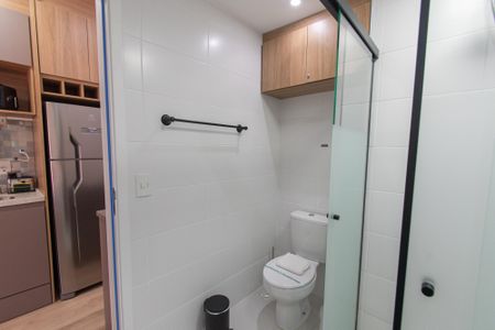 Banheiro de kitnet/studio para alugar com 1 quarto, 20m² em Ipiranga, São Paulo