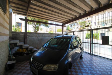 Casa à venda com 130m², 2 quartos e 2 vagas Casa à venda com 130m², 2 quartos e 2 vagasGaragem