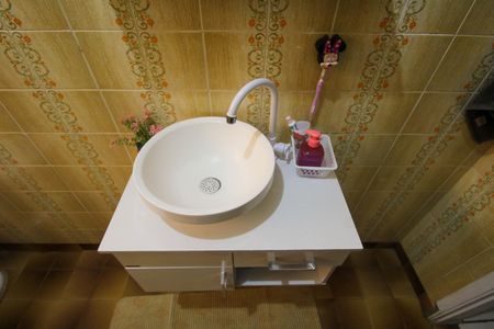 Casa à venda com 130m², 2 quartos e 2 vagas Casa à venda com 130m², 2 quartos e 2 vagasLavabo