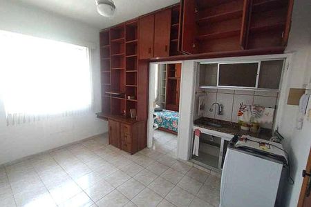 Apartamento à venda com 30m², 1 quarto e sem vaga