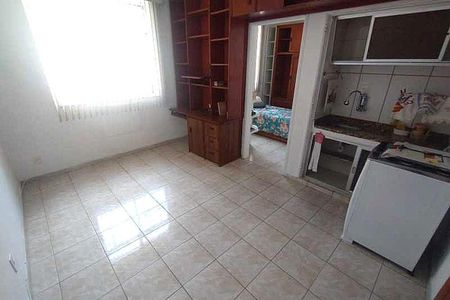 Apartamento à venda com 30m², 1 quarto e sem vaga