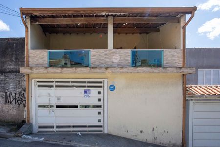 Casa para alugar com 252m², 3 quartos e 2 vagasFachada