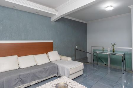 Casa à venda com 110m², 4 quartos e 4 vagasSala