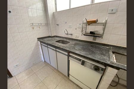 Apartamento à venda com 140m², 2 quartos e 2 vagas Apartamento à venda com 140m², 2 quartos e 2 vagasCozinha