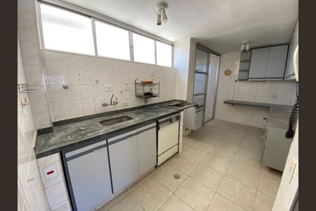 Apartamento à venda com 140m², 2 quartos e 2 vagas Apartamento à venda com 140m², 2 quartos e 2 vagasCozinha