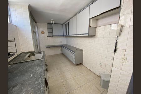 Apartamento à venda com 140m², 2 quartos e 2 vagas Apartamento à venda com 140m², 2 quartos e 2 vagasCozinha