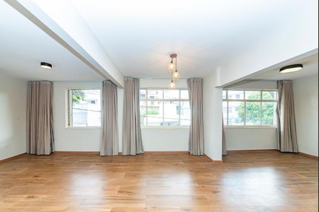 Apartamento para alugar com 156m², 3 quartos e 2 vagas Apartamento para alugar com 156m², 3 quartos e 2 vagasSala