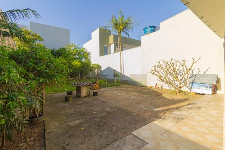 Casa à venda com 170m², 3 quartos e 5 vagasQuintal