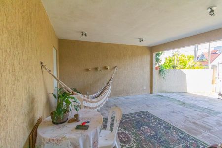 Casa à venda com 170m², 3 quartos e 5 vagasVaranda