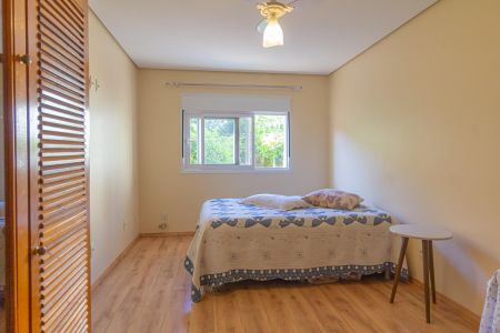 Casa à venda com 170m², 3 quartos e 5 vagasSuíte 2