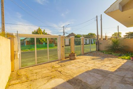 Casa à venda com 170m², 3 quartos e 5 vagasPátio da Frente