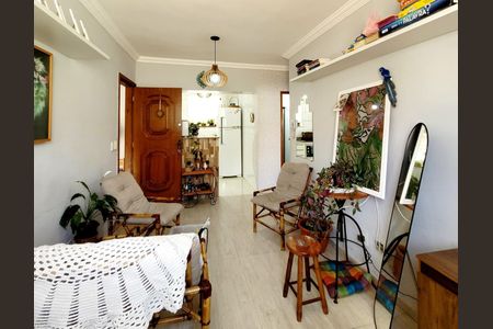 Foto 03 de casa à venda com 2 quartos, 58m² em Sinimbu, Belo Horizonte