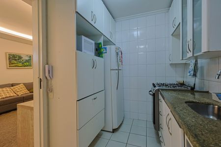 Apartamento à venda com 78m², 3 quartos e 2 vagasCozinha e Área de Serviço