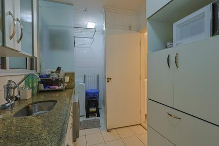Apartamento à venda com 78m², 3 quartos e 2 vagasCozinha e Área de Serviço